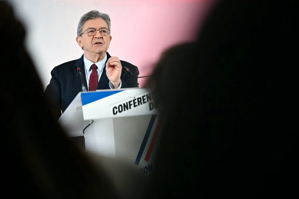 Fransız Mélenchon, İspanyol Sánchez'i örnek alıyor