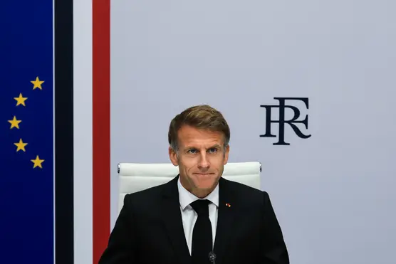 Macron: "Yıkıma yol açanlar bedelini ödemeli"